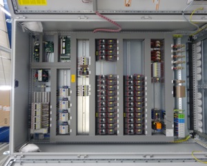 Control cabinet rearing back ventilation + manure